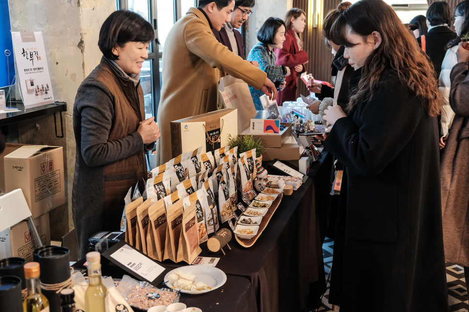 '2019 로컬크리에이터 박싱데이' 현장. (출처: 부산창조경제혁신센터)