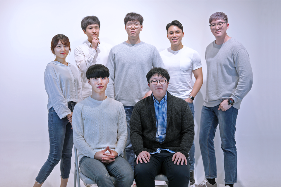 크런치 컴퍼니 팀원들. (출처: 워크메이트)