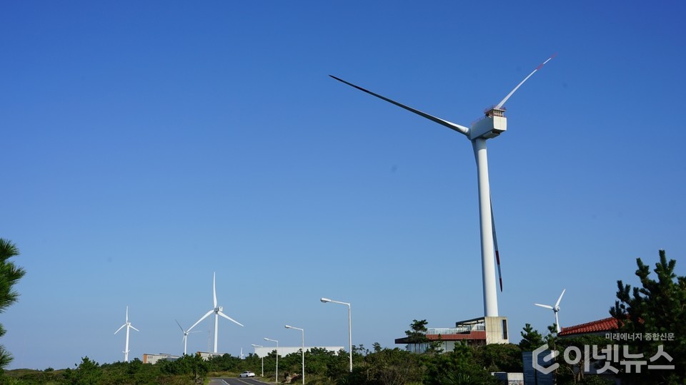 중국의 해상 설비 용량은 이미 글로벌 리더인 영국을 추월했다. 규모의 경제를 선점하는 곳이 풍력에너지 시장을 장악할 것이다. (사진=이넷뉴스)