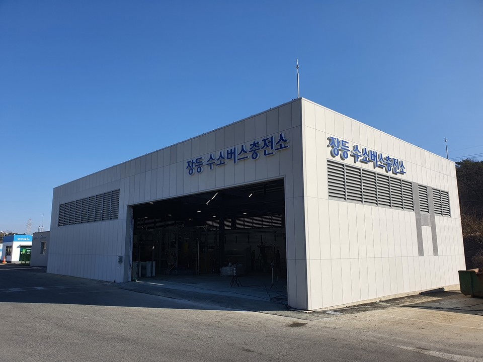 3월 운영 개시 예정인 북구 장등 시내버스 전용 수소버스충전소. (사진=광주광역시 제공)