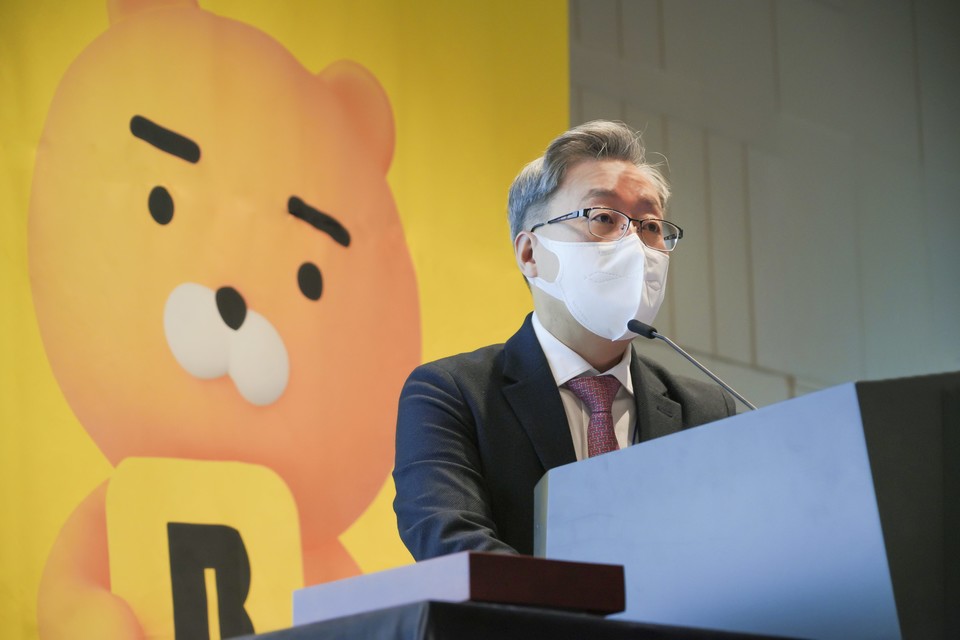 윤호영 카카오뱅크 대표이사가 29일 열린 제6기 정기주주총회에서 인사말을 하고 있다. (사진=카카오뱅크 제공)