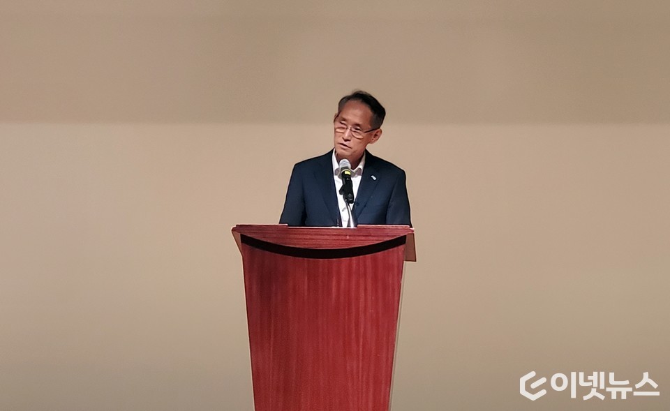 한국수력산업협회 김은수 부회장이 축사를 하고 있다. (사진=이넷뉴스)