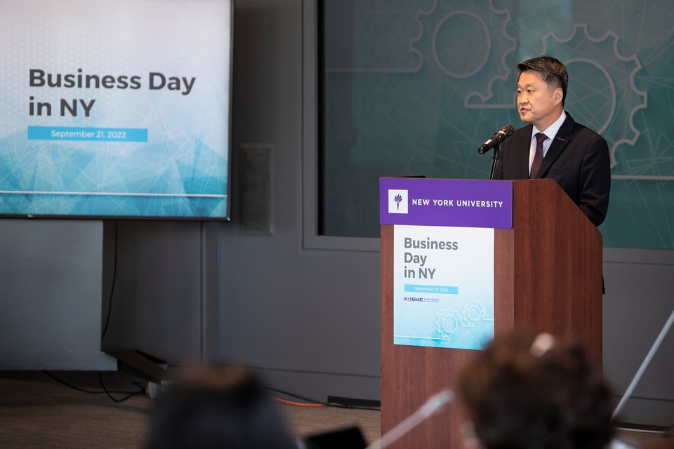21일(수) 미국 뉴욕에서 열린 비즈니스 데이 행사에 참석한 김학도 중진공 이사장. (사진=중진공 제공)