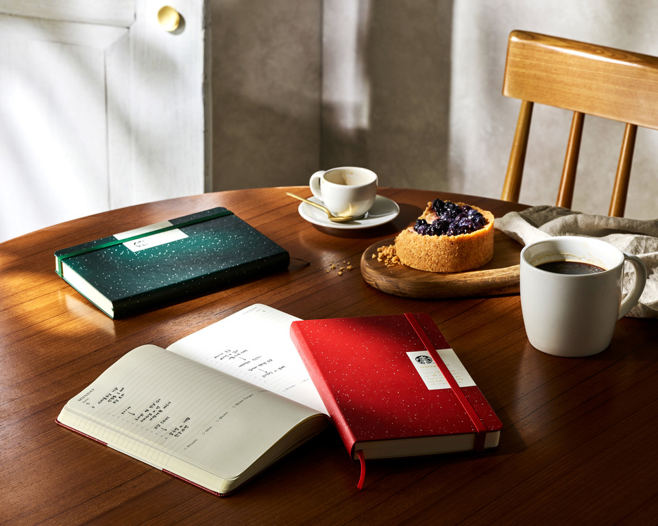 출시 20주년 기념 스타벅스 플래너. (사진=스타벅스 제공)