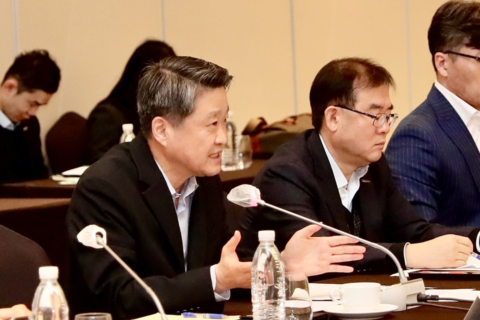 김학도 중진공 이사장이 1일 오전 서울에서 열린 제3차 중소벤처혁신성장위원회에서 발언하고 있다. (사진=중진공 제공)