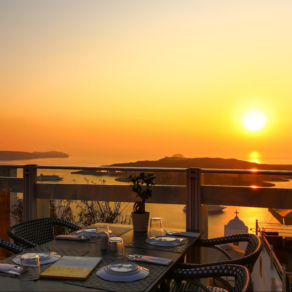 산토리니 선셋 디너 레스토랑. (사진=롯데관광개발 제공)