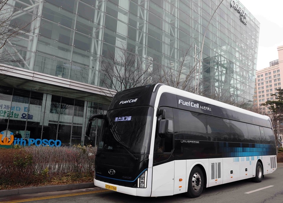 수소전기버스. (사진=포스코건설 제공)