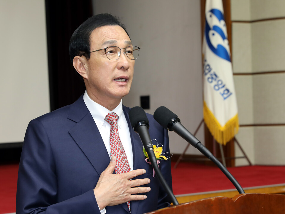 노동진 제26대 수협 회장 당선인이 24일 수협 2층 독도홀에서 취임 포부와 향후 비전을 이야기하고 있다. (사진=수협중앙회 제공)