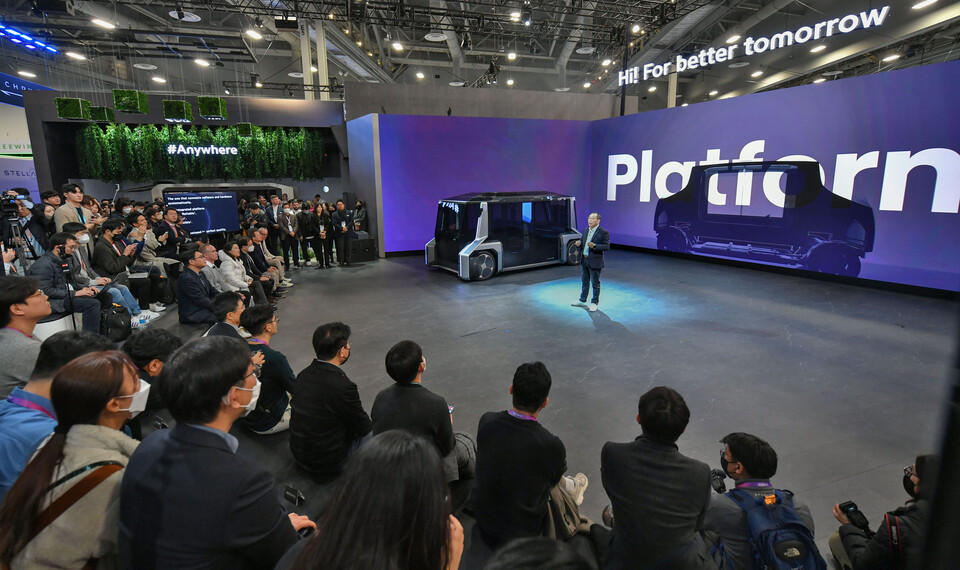 올해 초 미국 라스베가스에서 열린 CES에 참가한 현대모비스 전시 부스. (사진=현대모비스 제공)