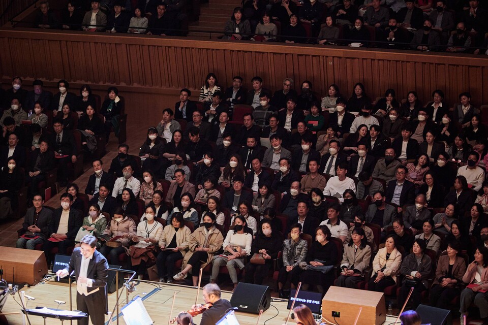 롯데가 29일 파트너사 직원을 초청한 행복 나눔 동행콘서트를 개최했다. (사진=롯데지주 제공)