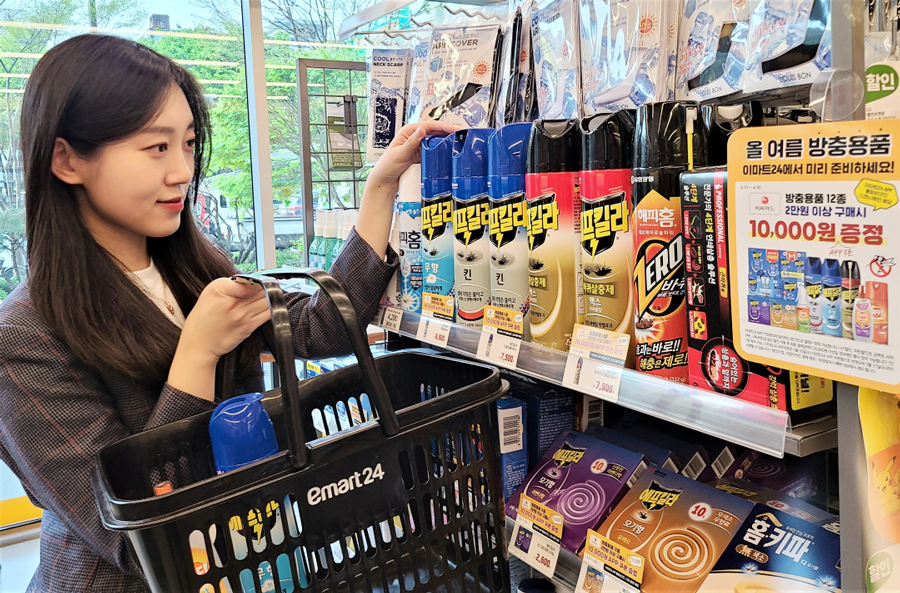 방충용품 수요가 증가세다. (사진=이마트24 제공)