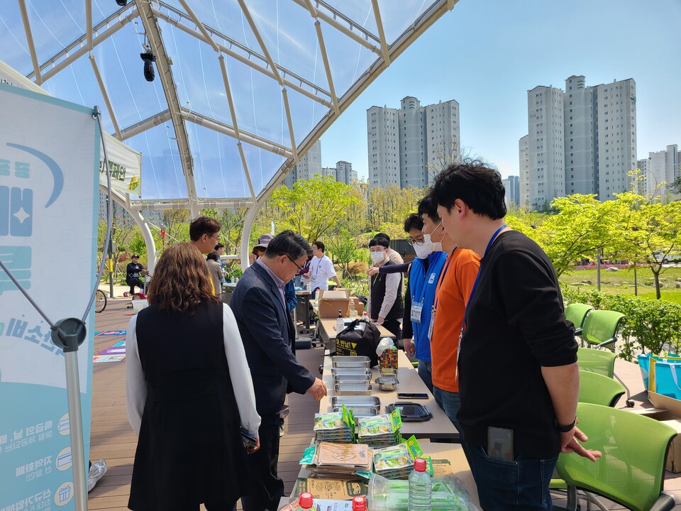 ‘김포시 시민과 함께하는 제로웨이스트(Zero-Waste) 캠페인’. (사진=경기도 제공)