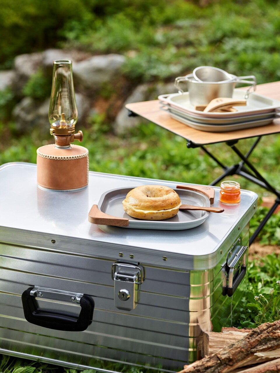 [20230528] 스타벅스 사진자료3_스타벅스, 5월 25일부터 여름 e-프리퀀시 사은 행사 시작 (스타벅스 팬앤플레이트)(사진=제공)