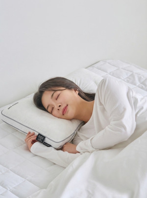 제로어클락, 국내 첫 공개 '에어 바이오 커브 높이조절 경추베개' 출시 - 뉴스 썸네일 이미지