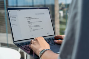 DW아카데미학원, AI·IoT 융합 프로젝트와 취업 연계 프로그램 운영 - 뉴스 썸네일 이미지